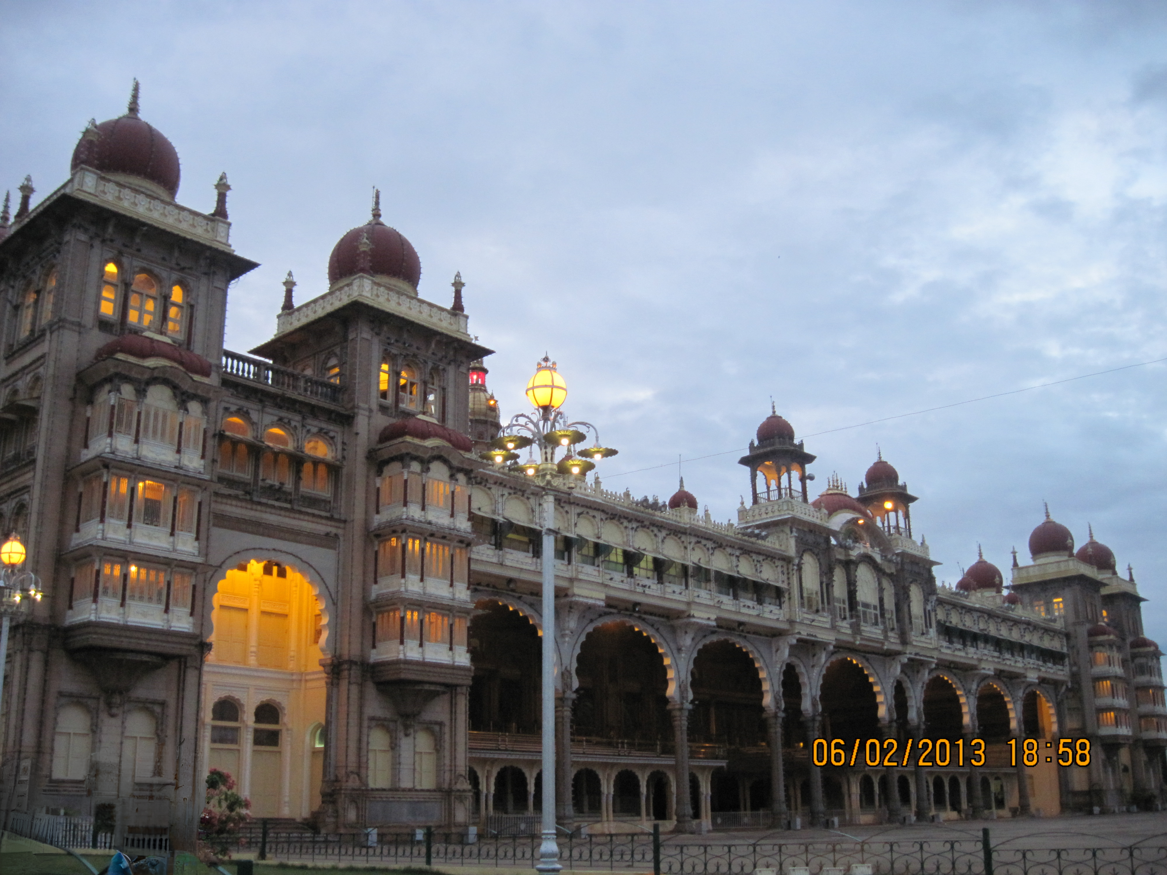 mysore palace (3).png